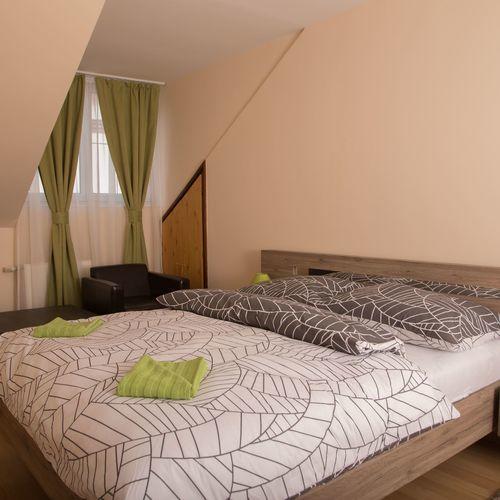 Bartók Tér Panzió Bed and Breakfast Eger Exterior foto